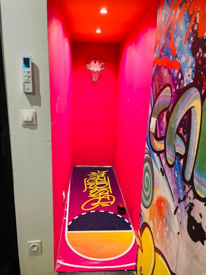 Capsule Street Art - Sauna- Jacuzzi - Playstation 5 - Billard - Netflix - Home Cinema - Terrasse Douai Esterno foto