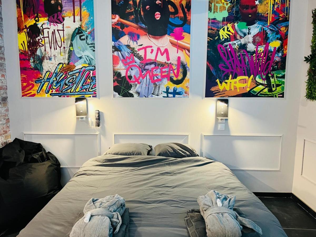 Capsule Street Art - Sauna- Jacuzzi - Playstation 5 - Billard - Netflix - Home Cinema - Terrasse Douai Esterno foto